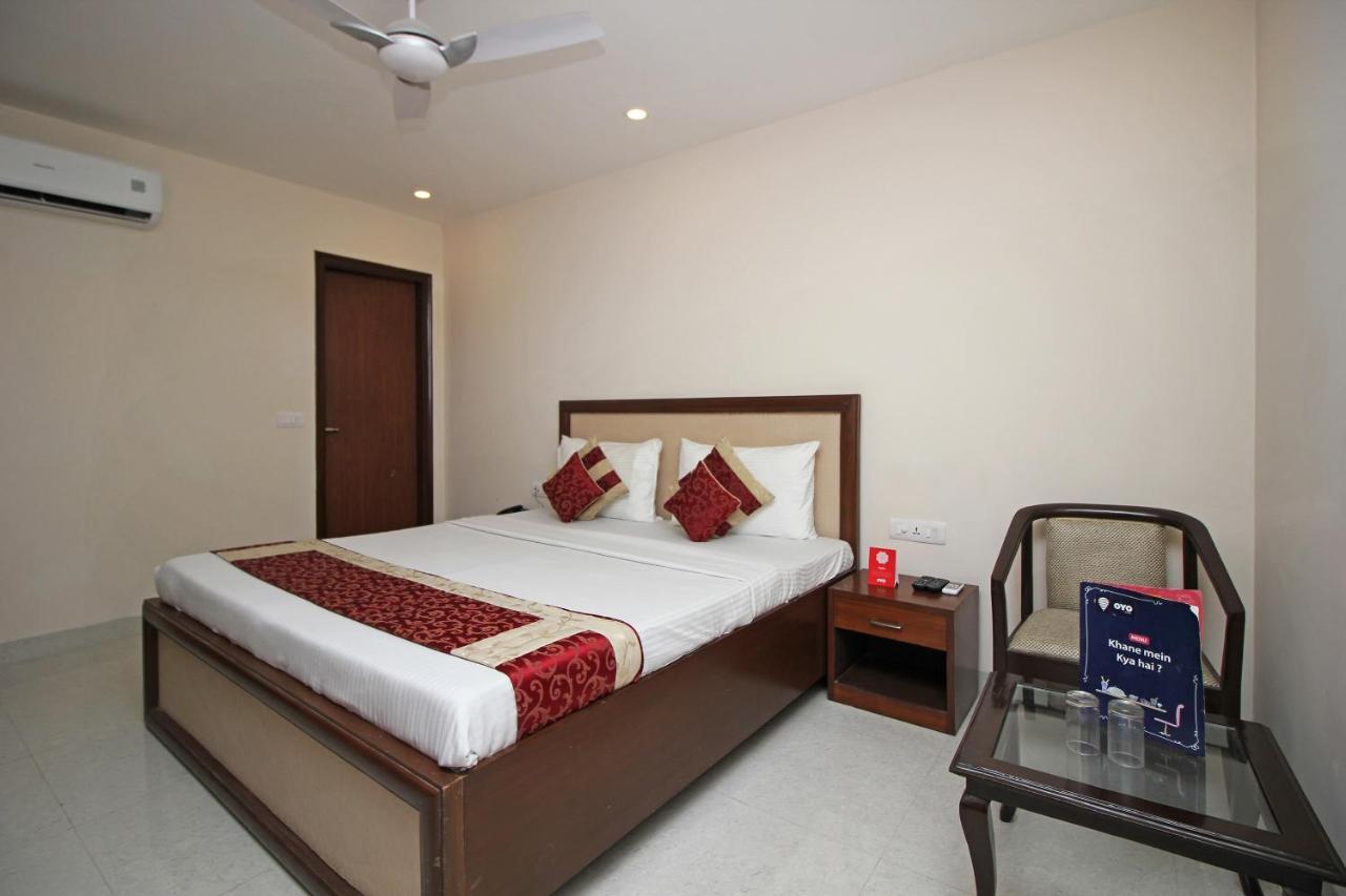 Oyo Hotel Blu Pebbles Near Delhi Airport New Delhi Exterior photo